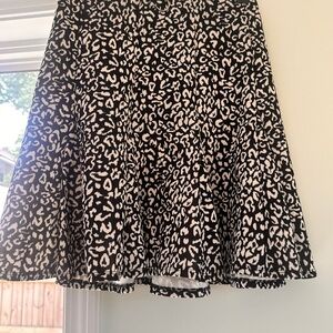 Stylish Black and White Leopard Print Skirt
